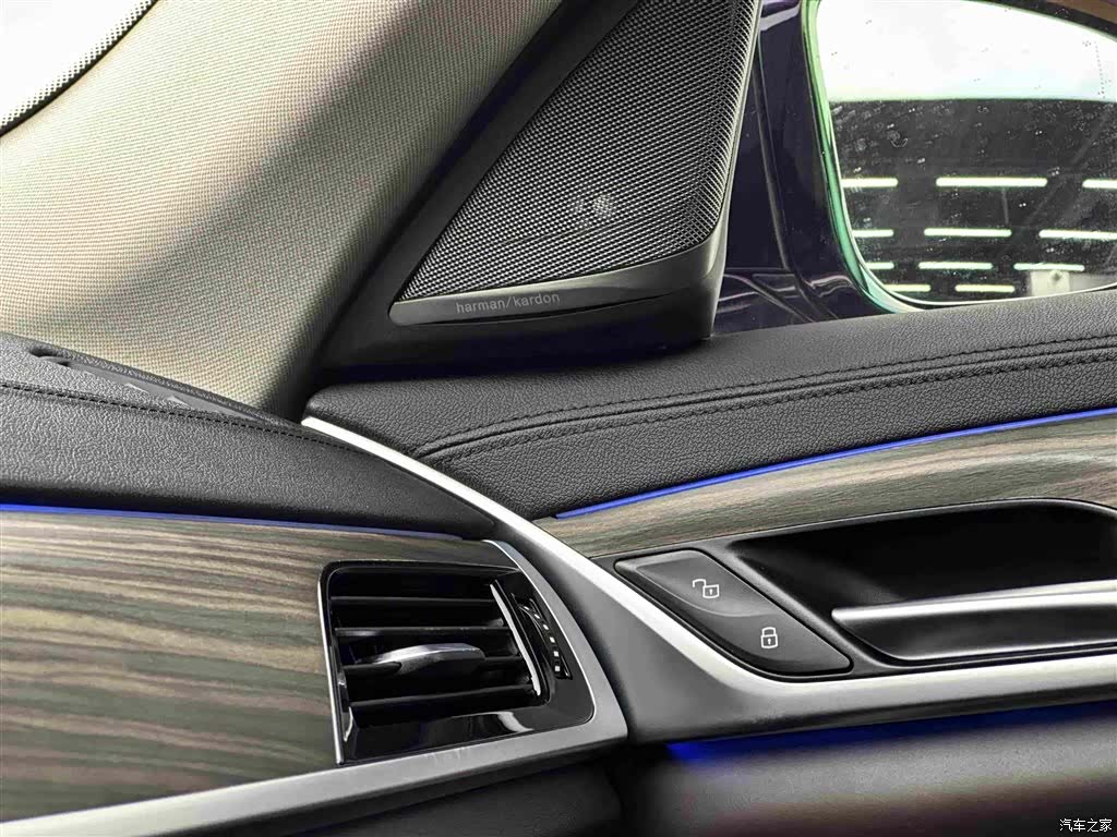 BMW 5 Series, 2019 13