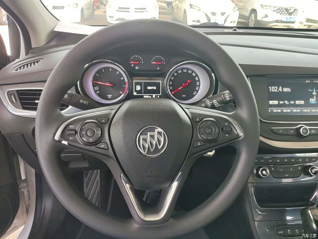 Buick Verano, 2016 11