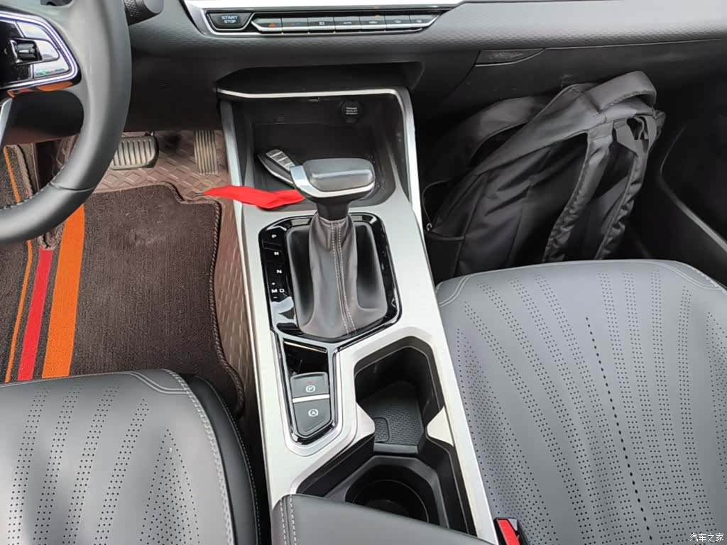 Geely Emgrand, 2024 14