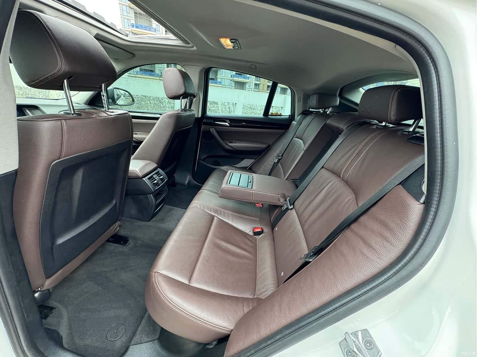 BMW X4, 2016 10