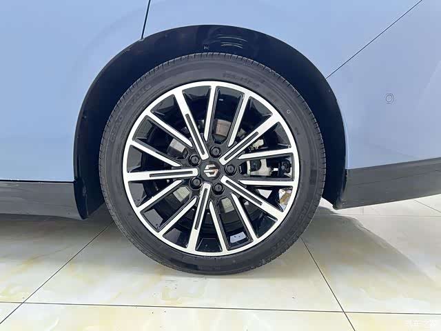 Leapmotor B01, 2025 16