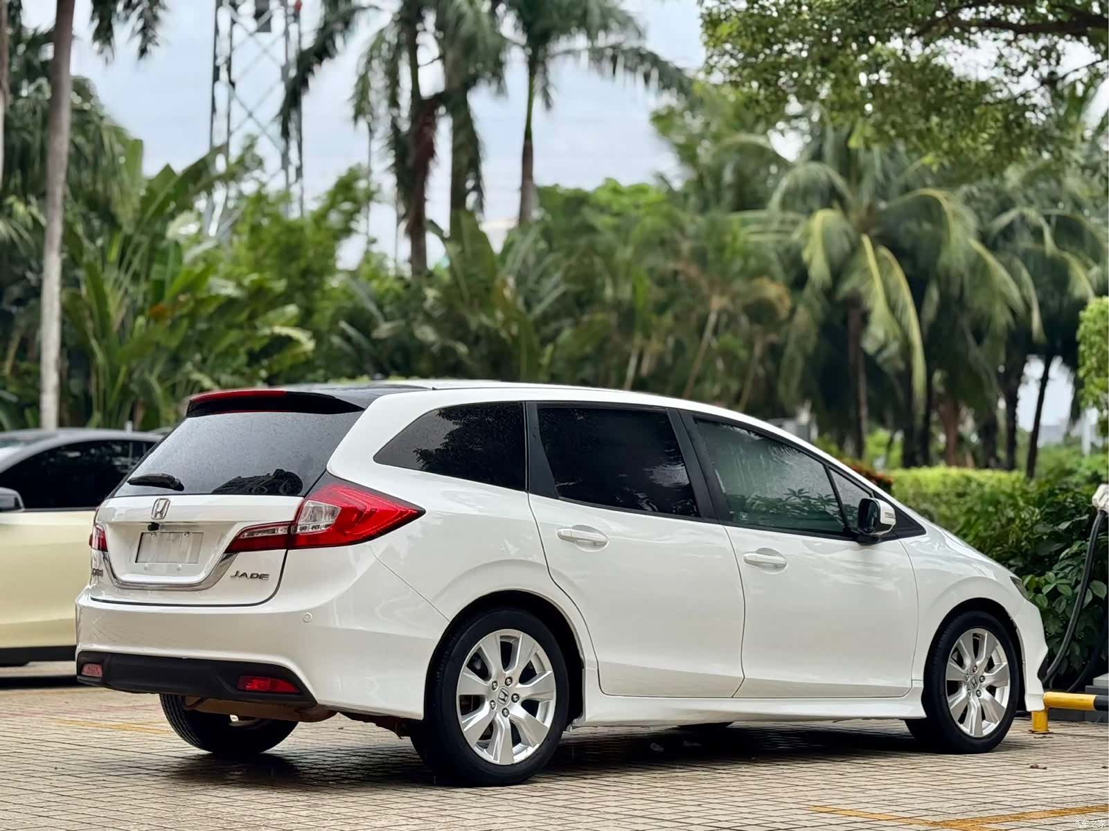 Honda Jade, 2014 17