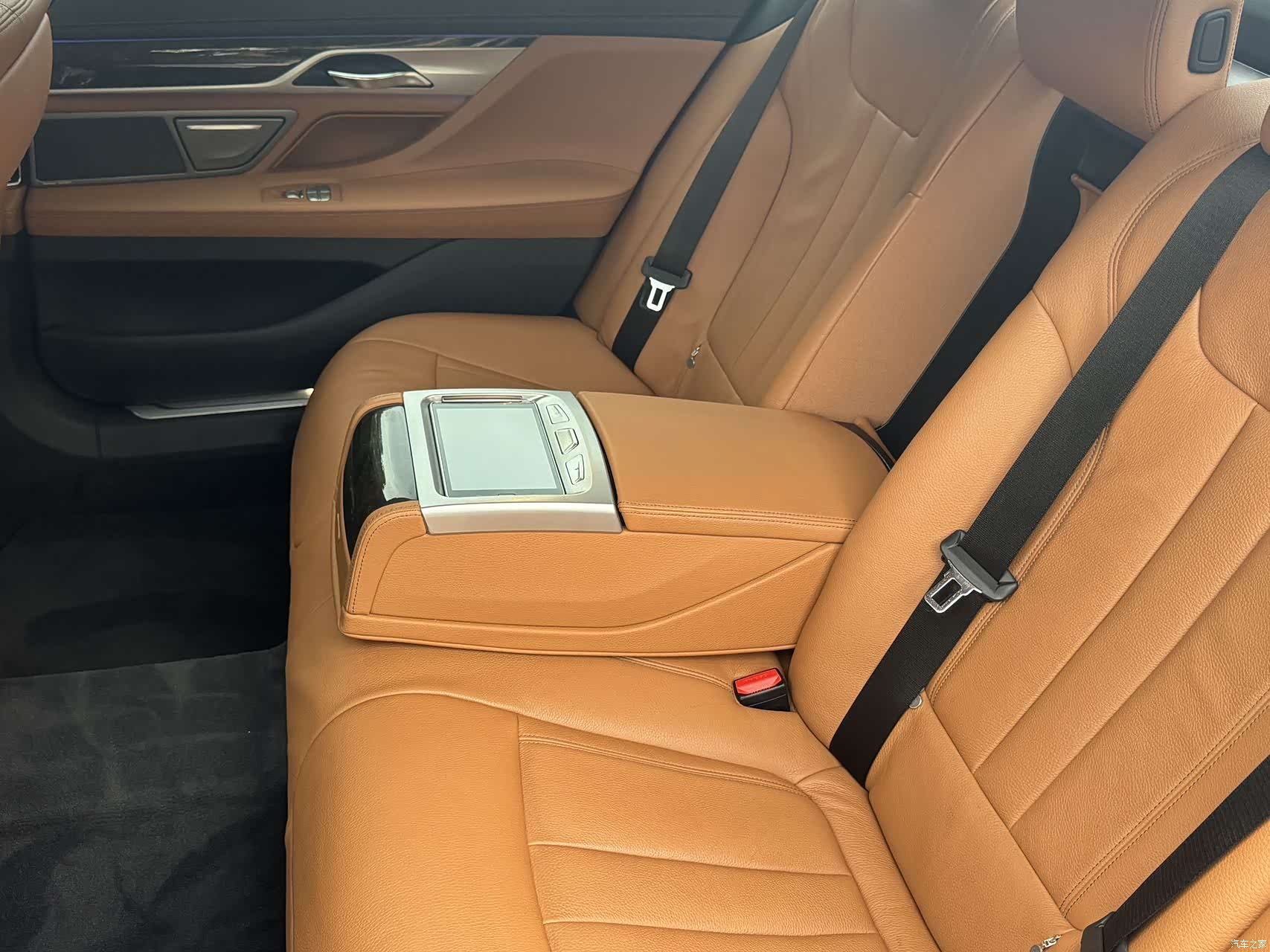 BMW 7 Series, 2017 11