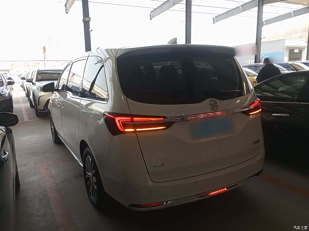 Buick GL8, 2023 23