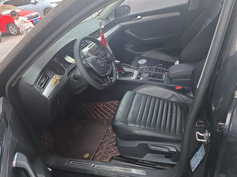 Volkswagen Magotan