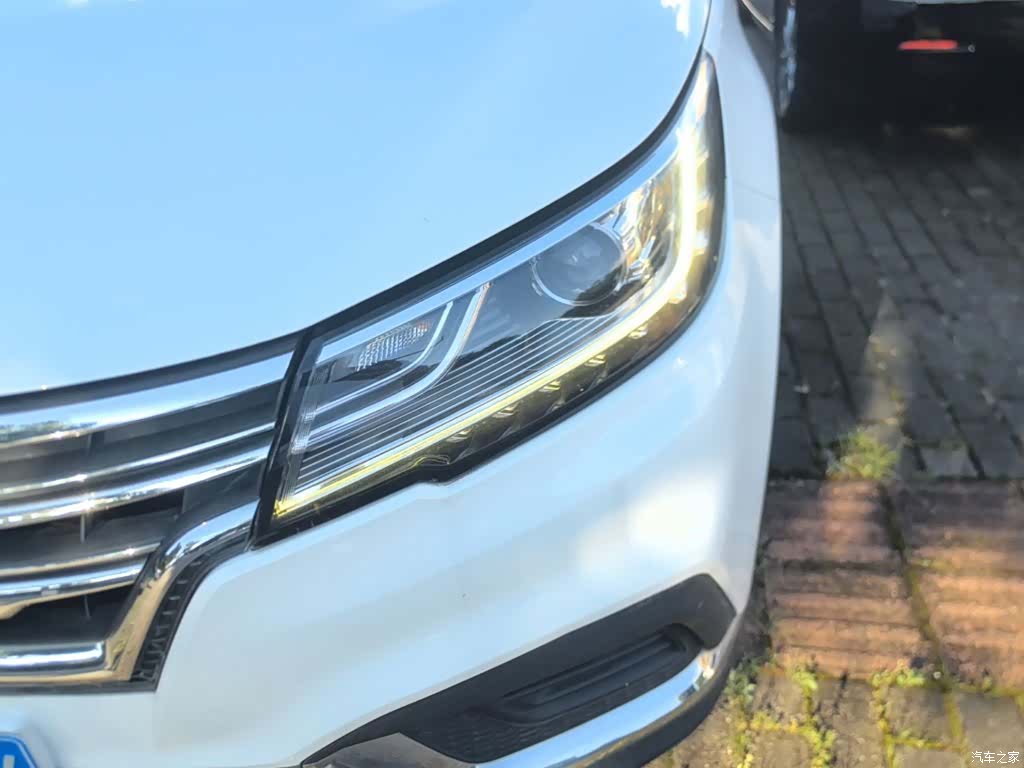 Roewe RX3, 2019 24