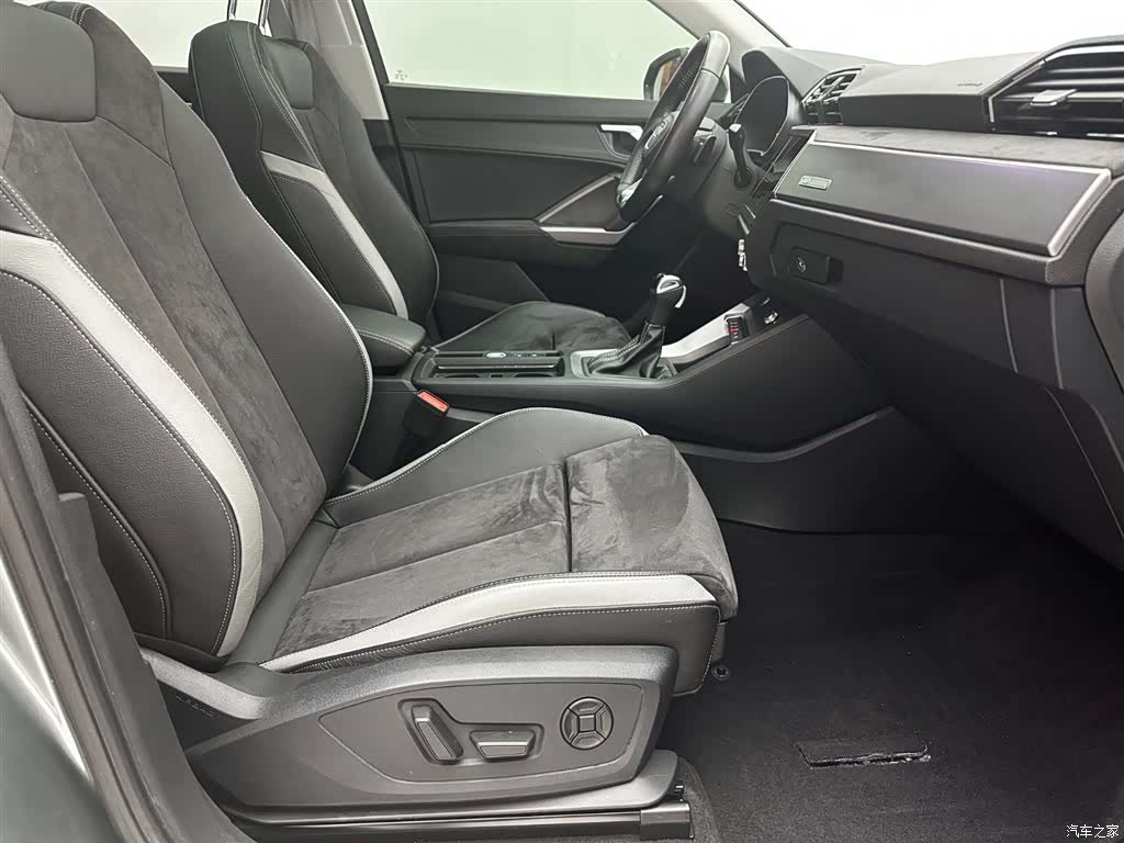 Audi Q3, 2021 10