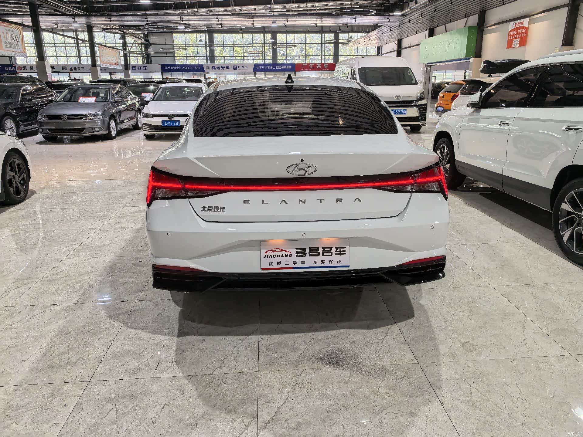 Hyundai Elantra, 2023 17
