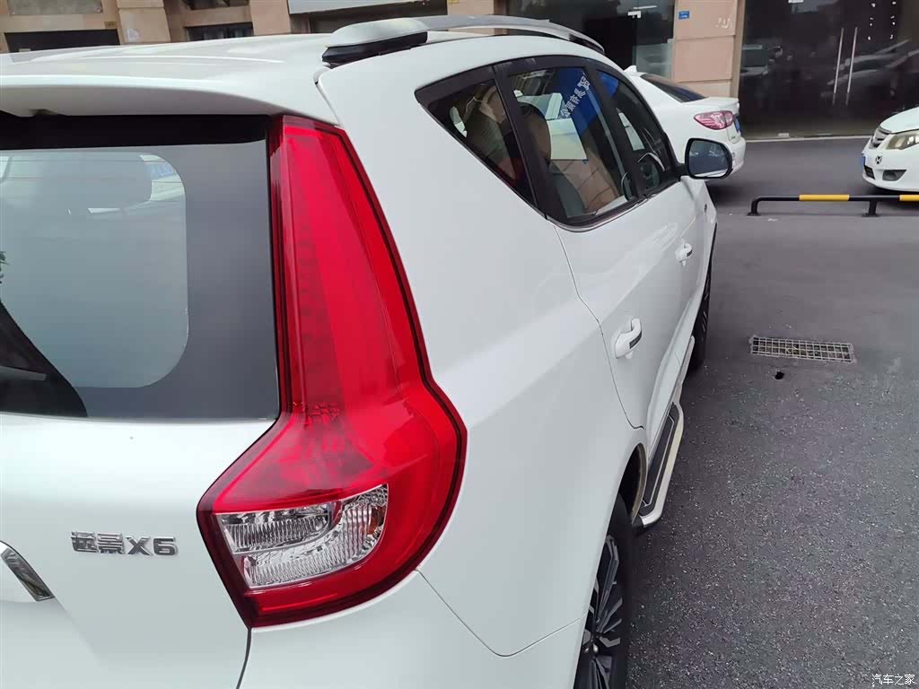 Geely X6, 2017 20