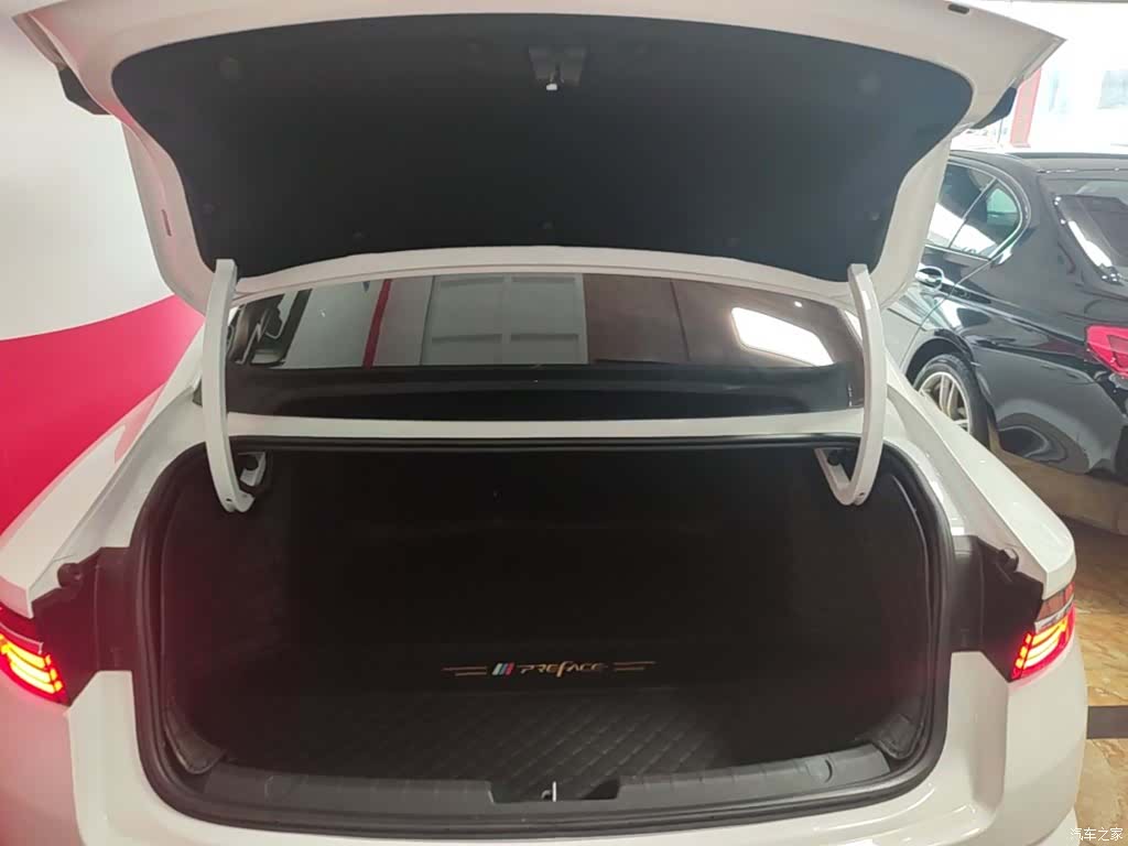 Geely Preface, 2022 19