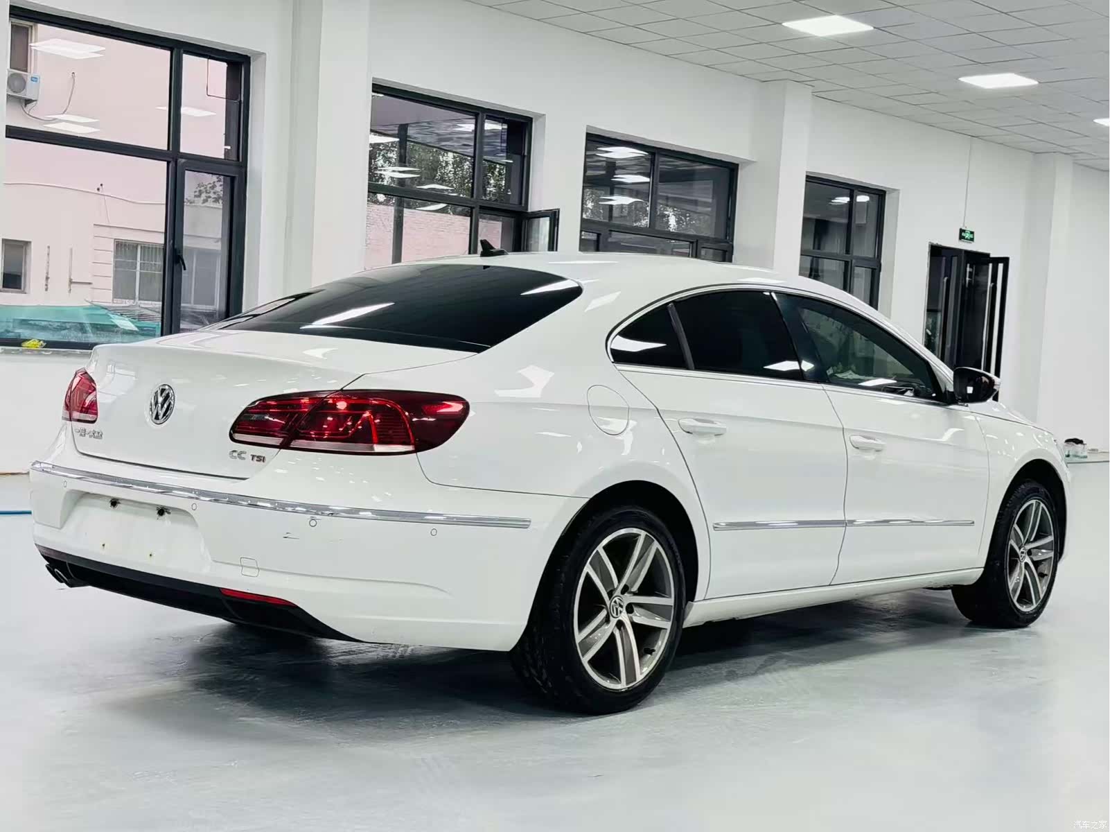 Volkswagen CC, 2015 9