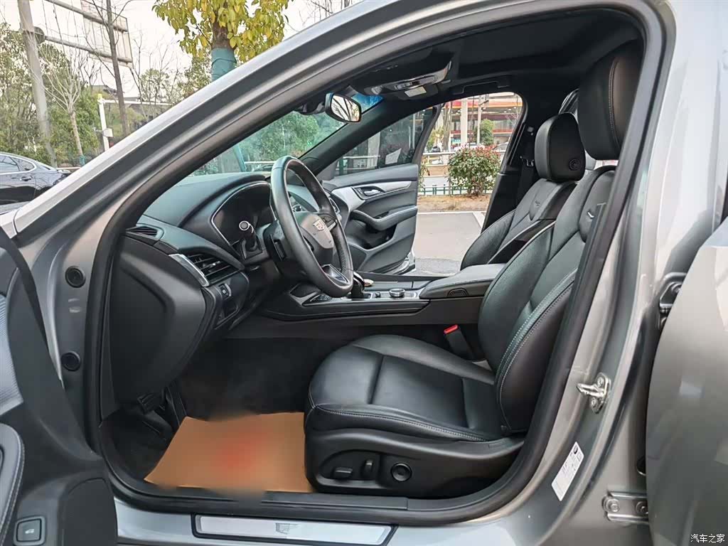 Cadillac CT5, 2023 22