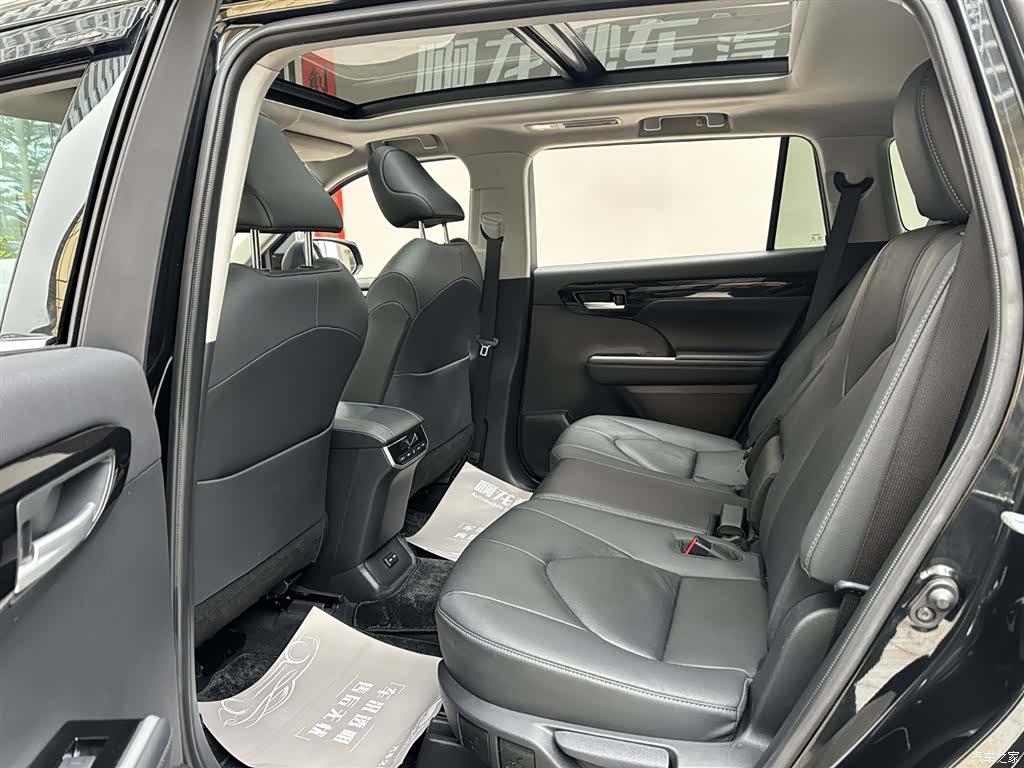 Toyota Highlander, 2023 11