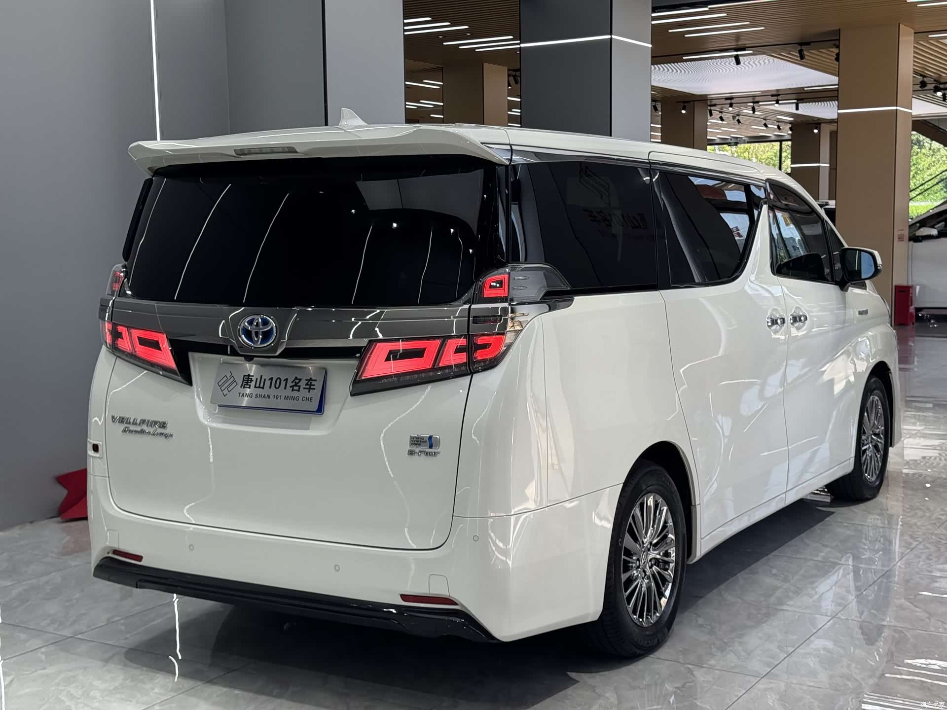 Toyota Vellfire, 2021 6
