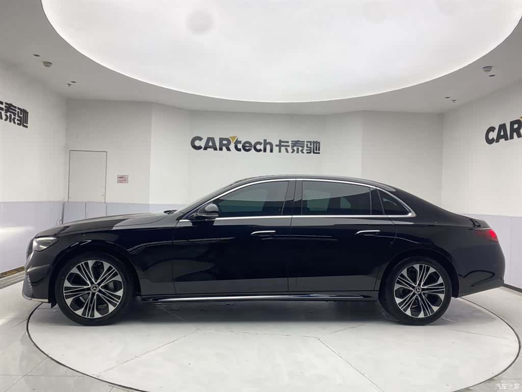 Mercedes-Benz E-Class, 2026 8