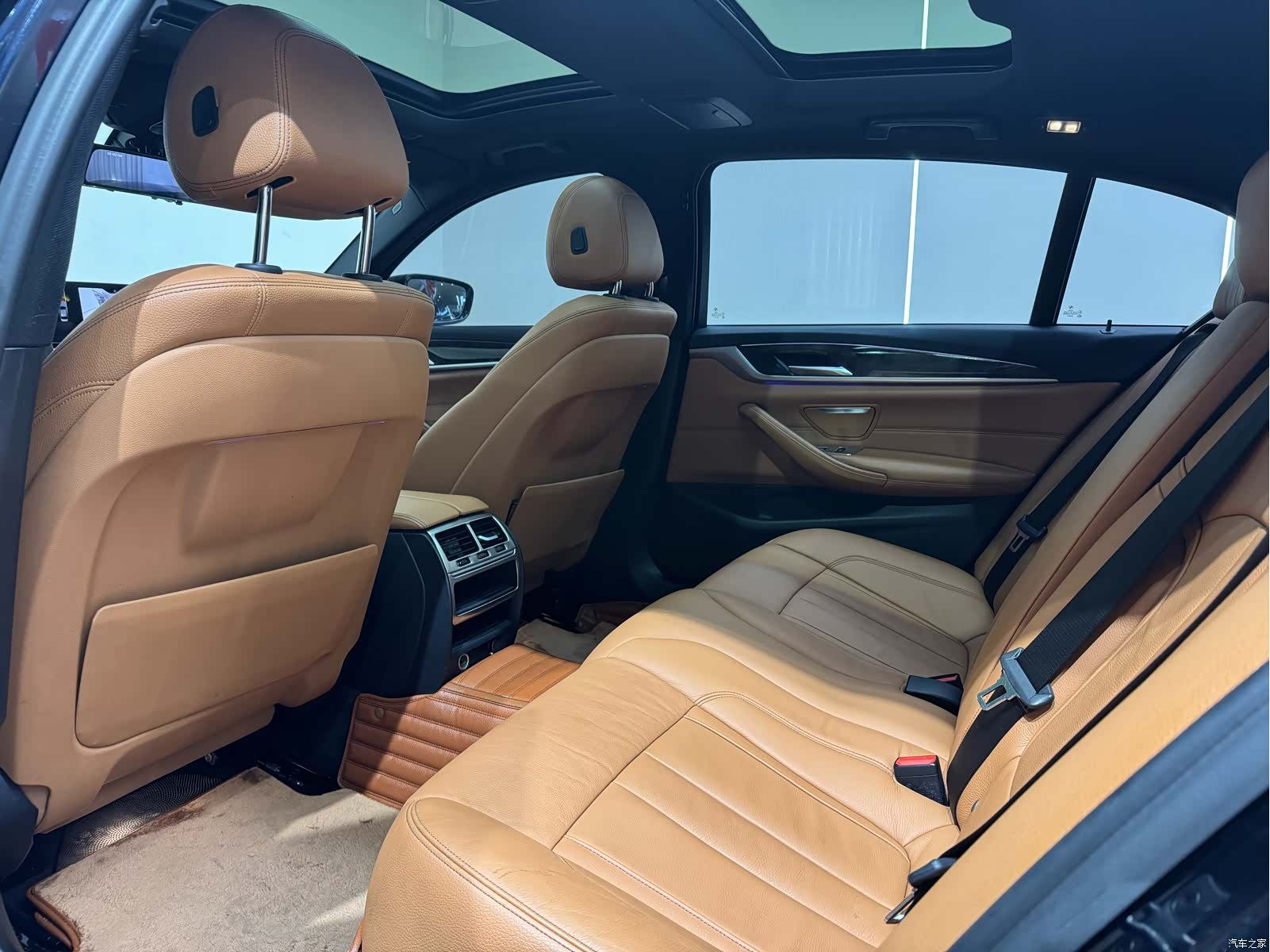 BMW 5 Series, 2017 19