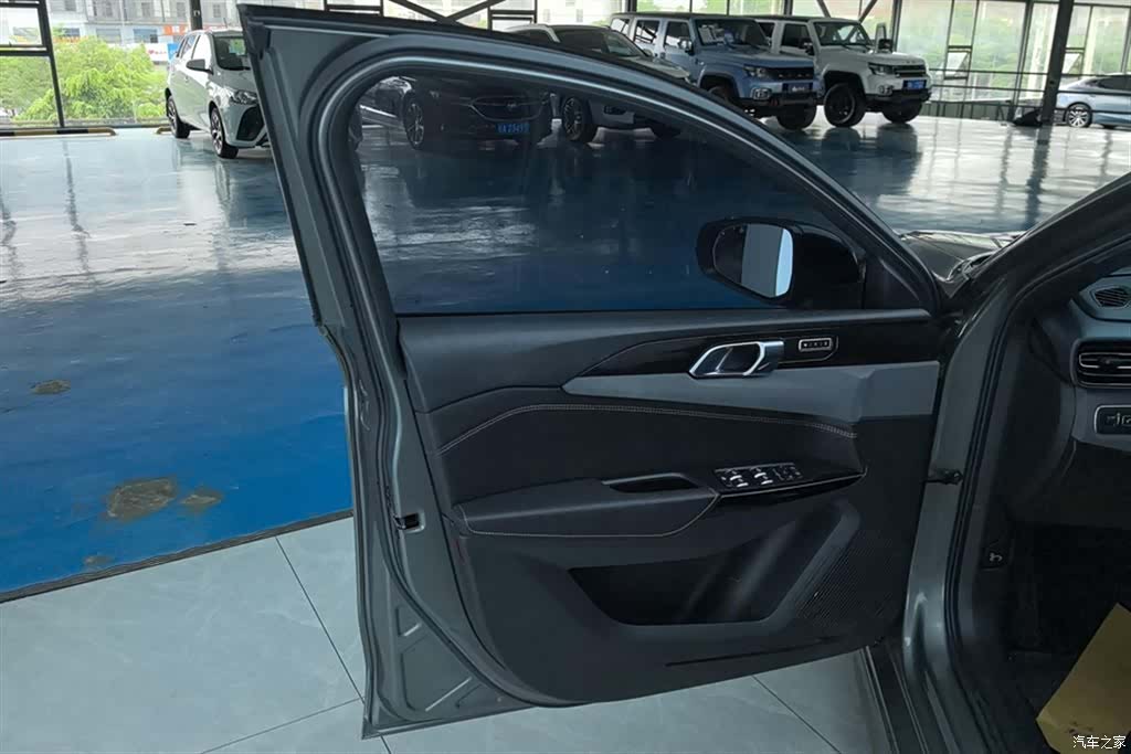 Lynk & Co 02, 2021 7