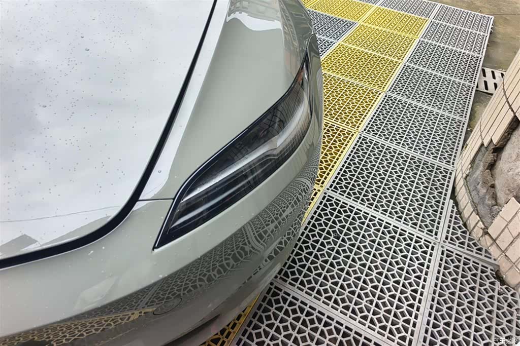 Tesla Model 3, 2024 все фото