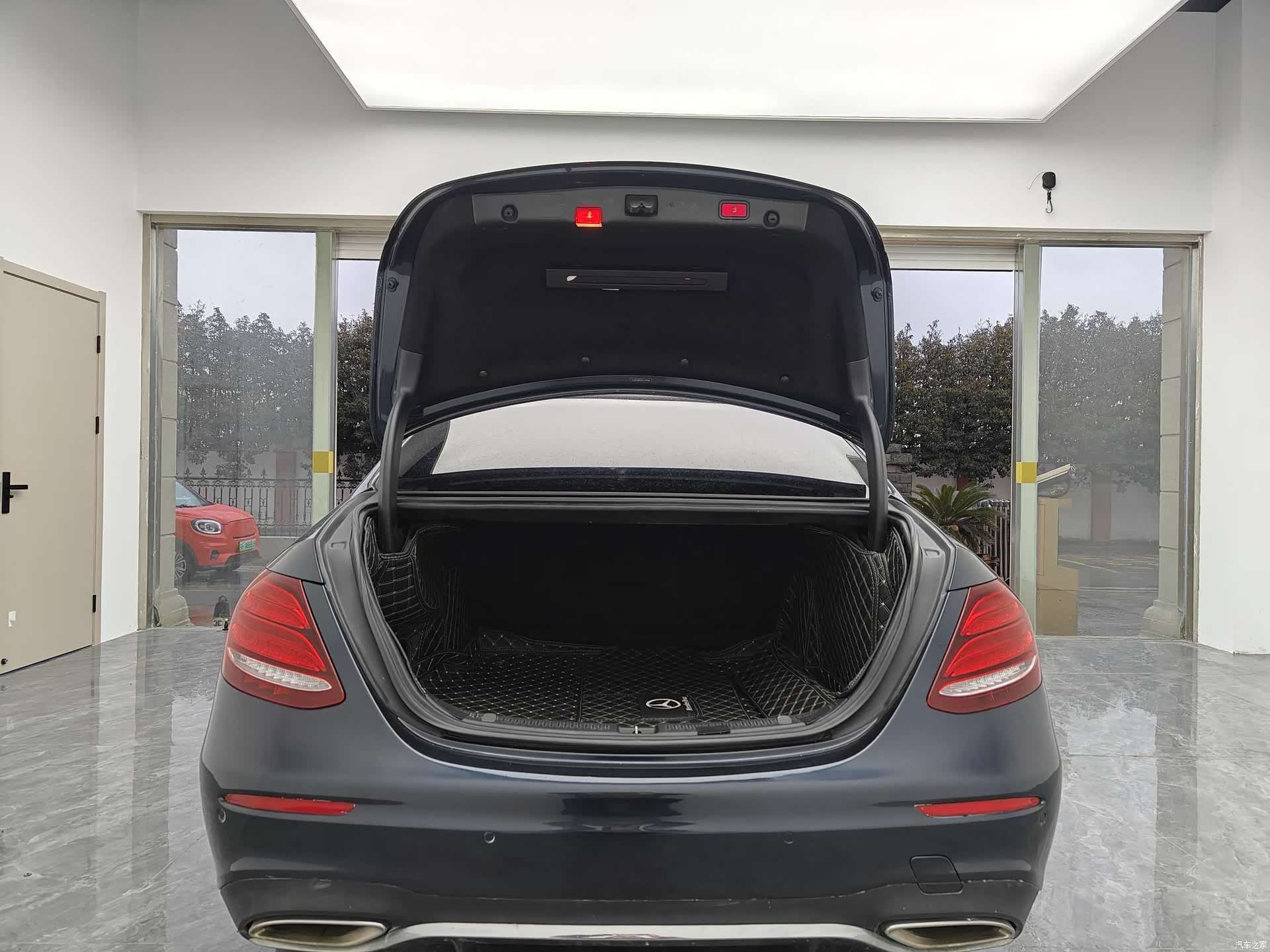 Mercedes-Benz E-Class, 2016 7
