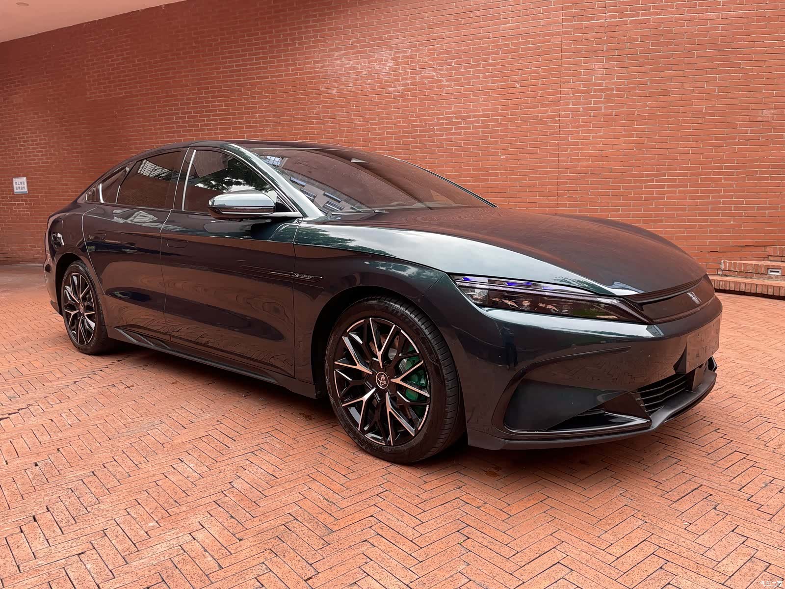 BYD Han, 2022 3