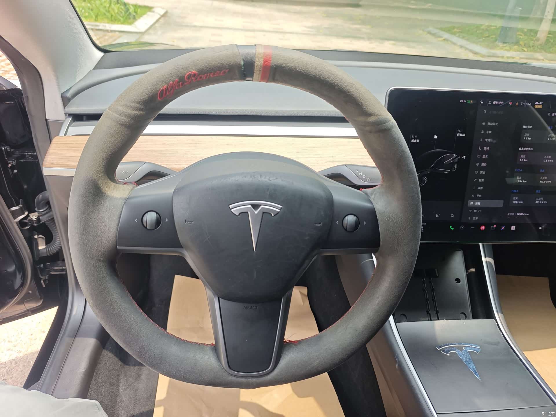 Tesla Model 3, 2020 16