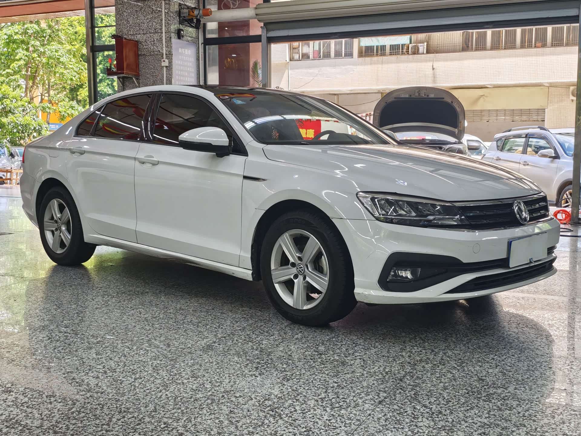 Volkswagen Lamando, 2020 3