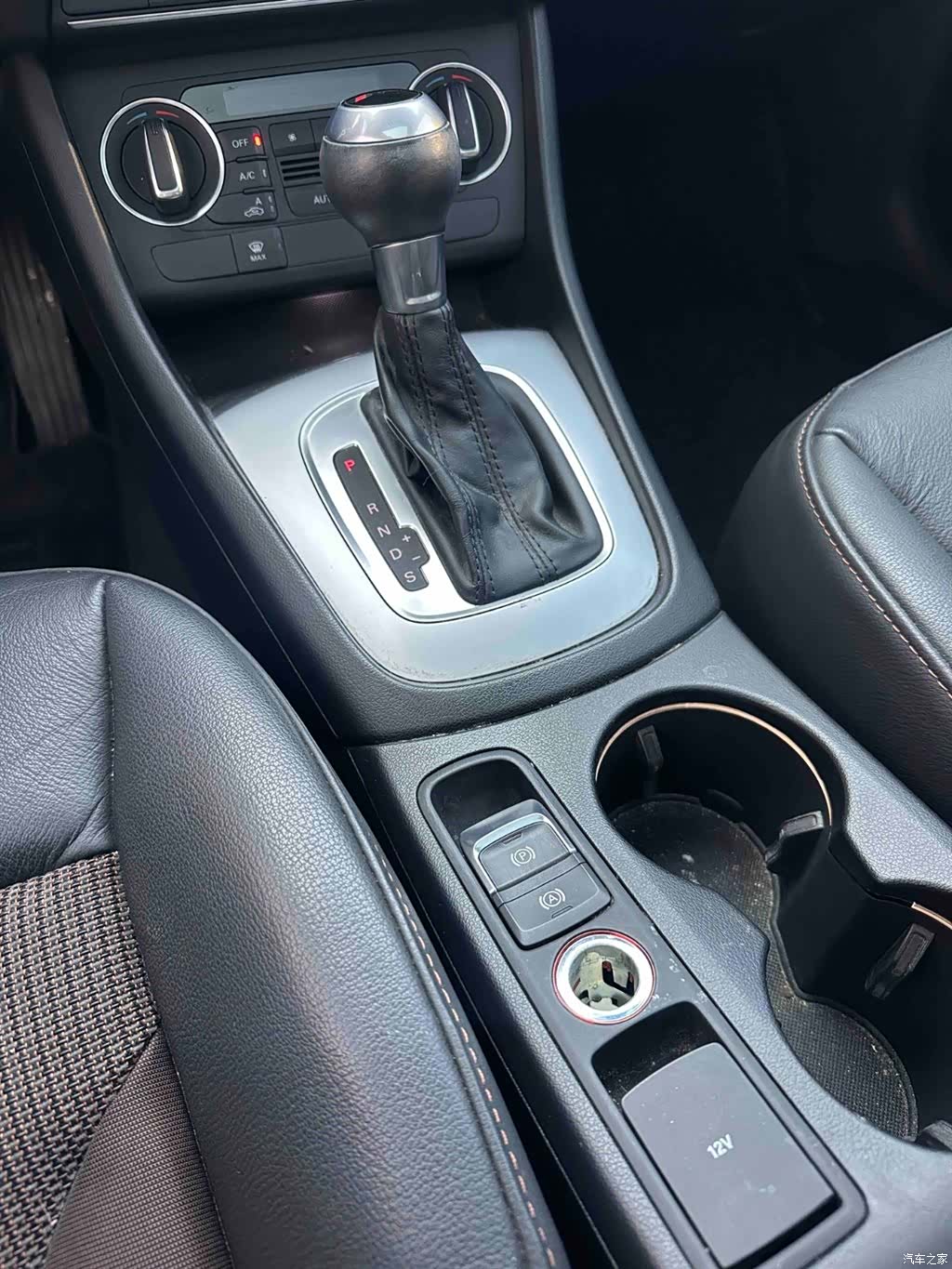 Audi Q3, 2018 15