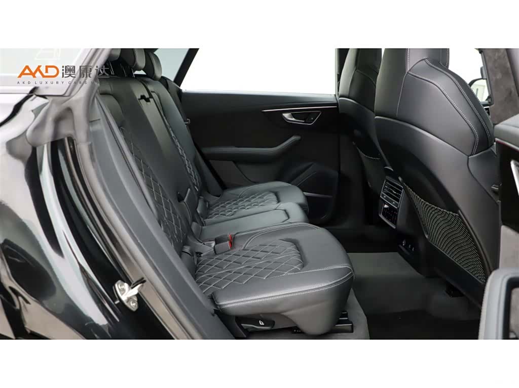 Audi Q8, 2022 8