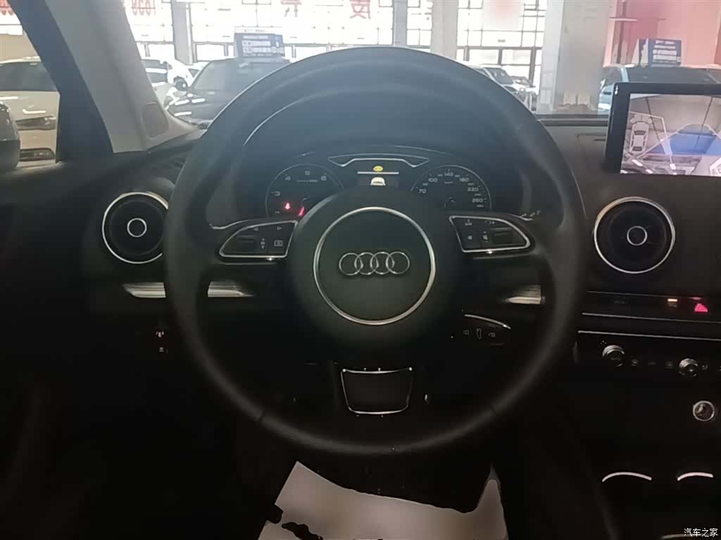 Audi A3, 2015 11