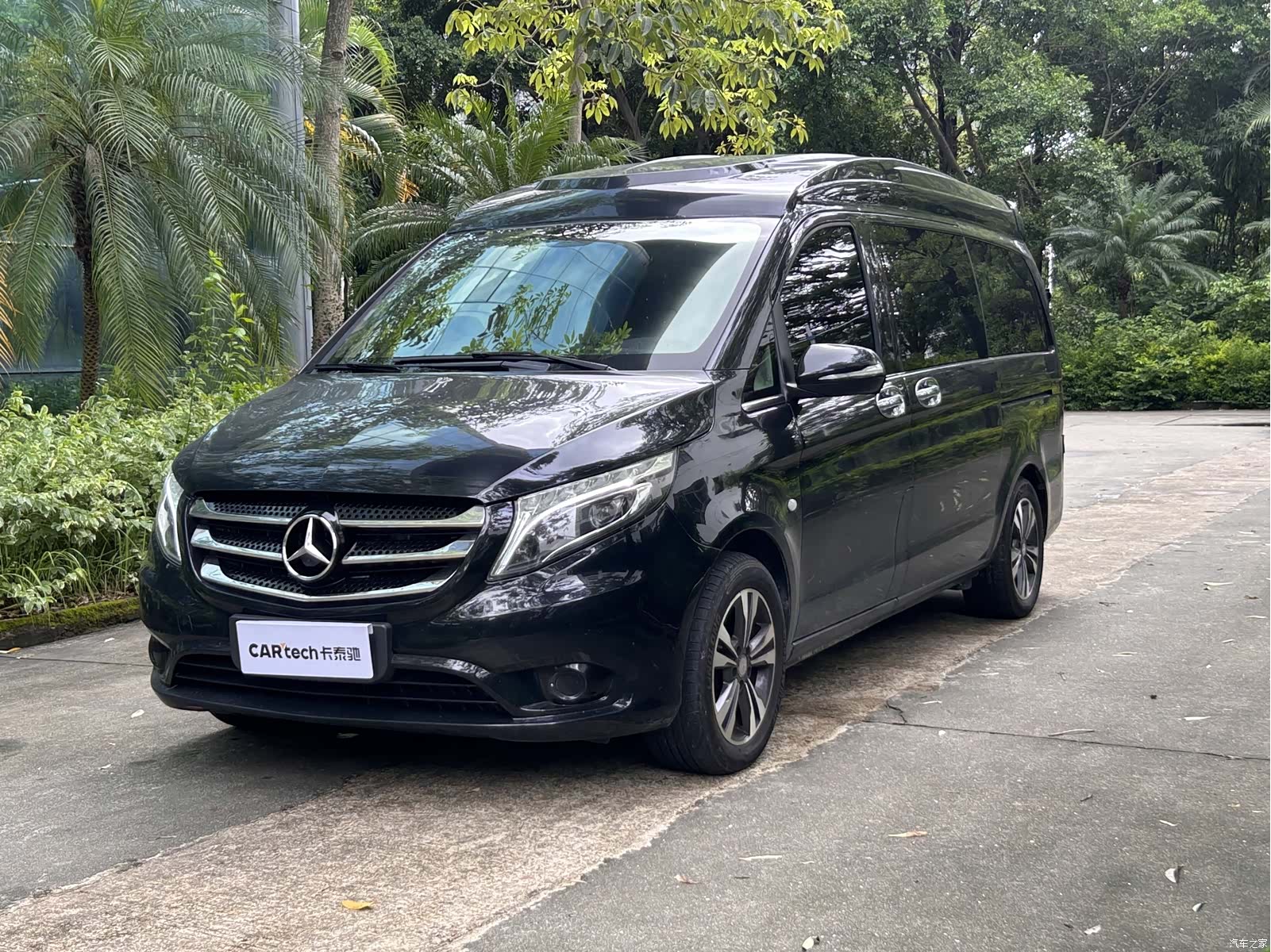 Mercedes-Benz V-Class, 2018 1