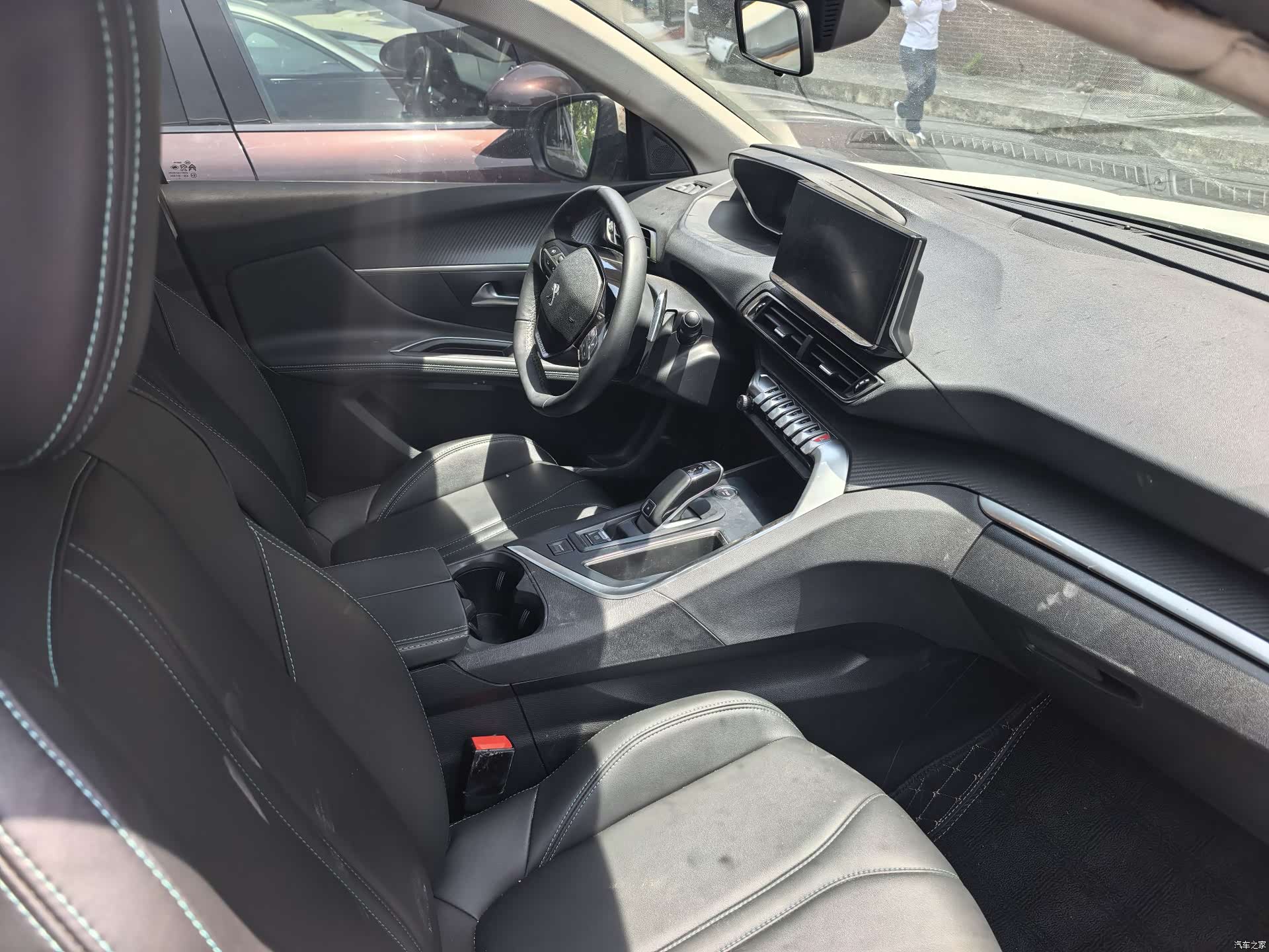 Peugeot 5008, 2022 4