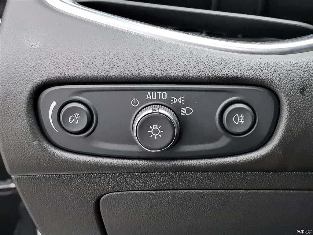 Chevrolet XL, 2017 21