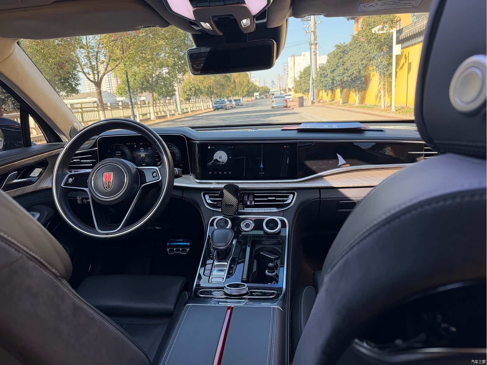 Hongqi H9, 2021 17