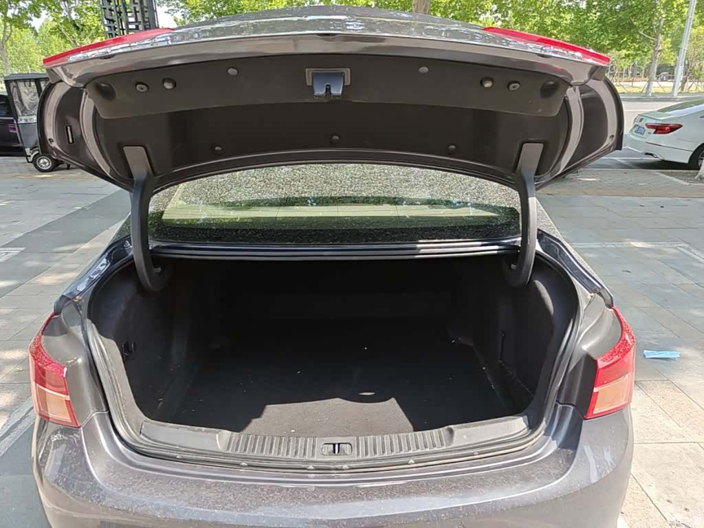 Buick Verano, 2016 12