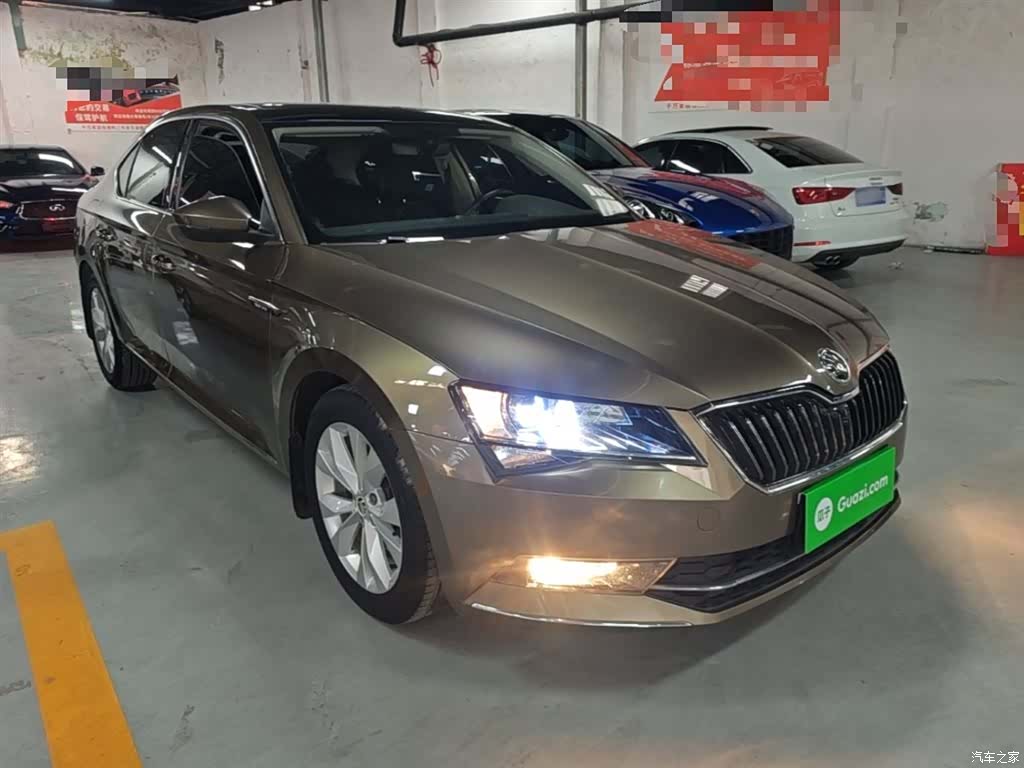 Skoda Superb, 2016 4