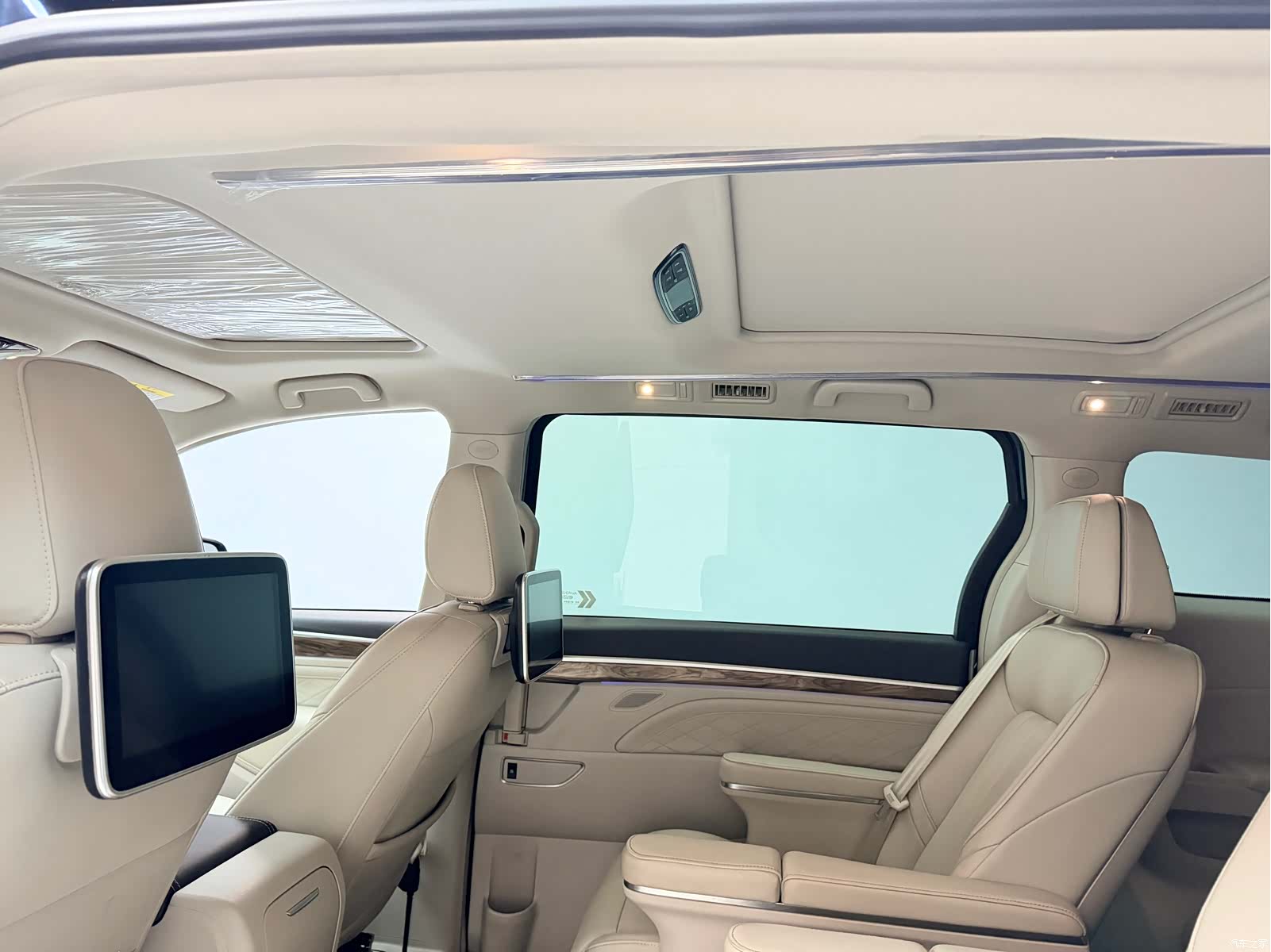 Trumpchi M8, 2019 17