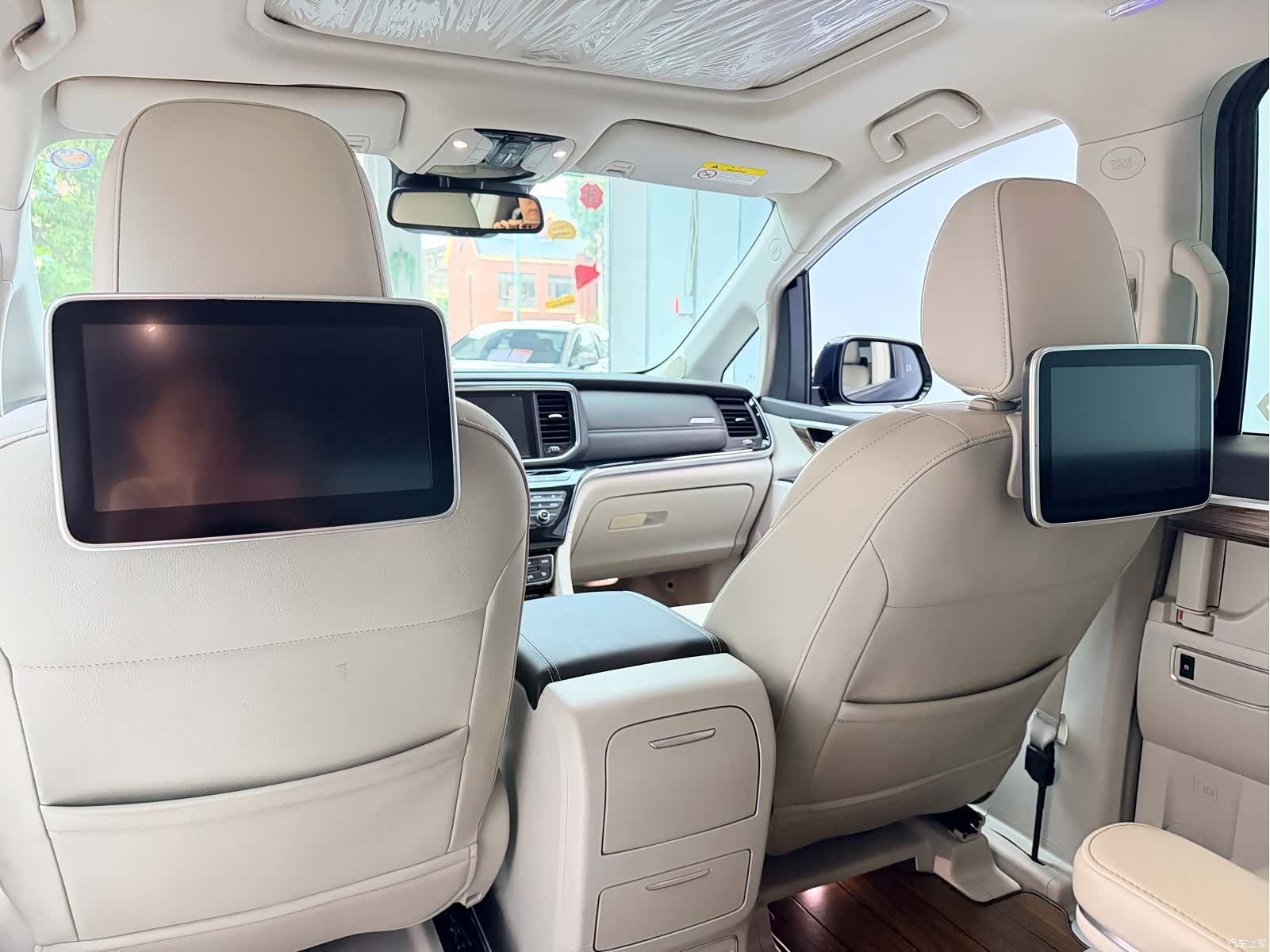 Trumpchi M8, 2019 16