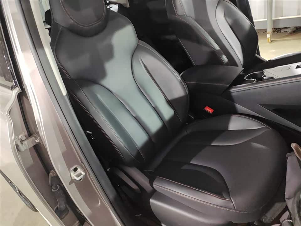 Roewe RX5 New energy