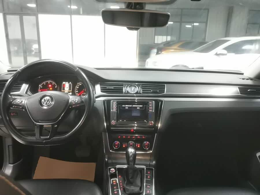 Volkswagen Passat 2017, фото 10