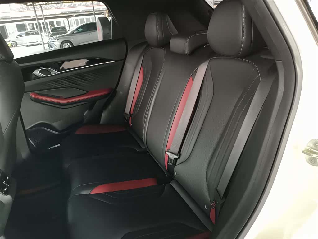 Geely Coolray, 2023 16