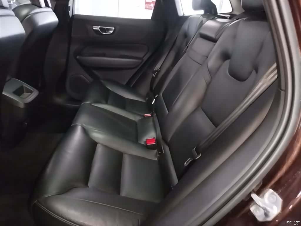 Volvo XC60, 2018 17