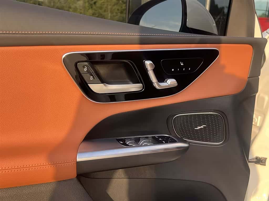 Mercedes-Benz GLC, 2024 15