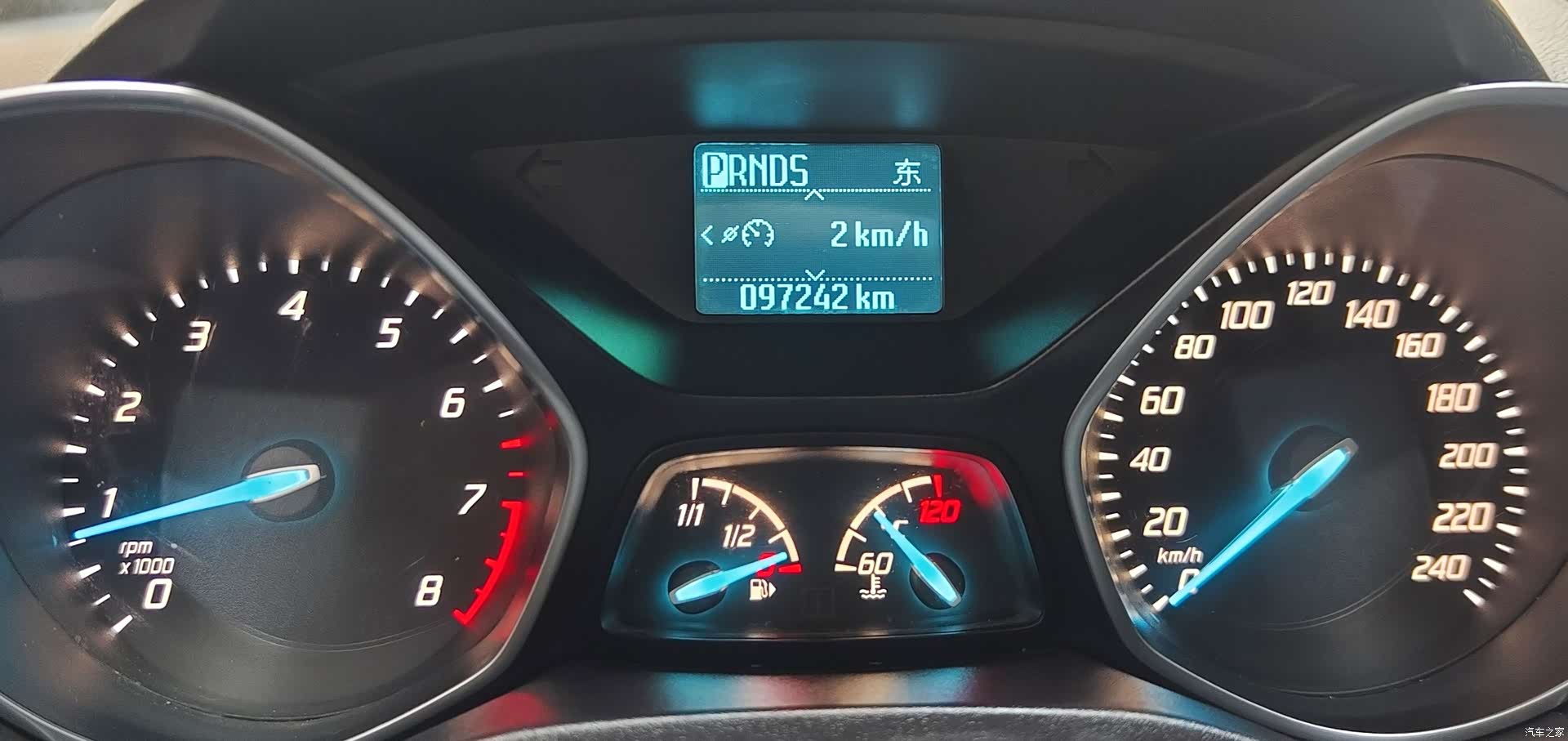 Ford Kuga, 2016 16