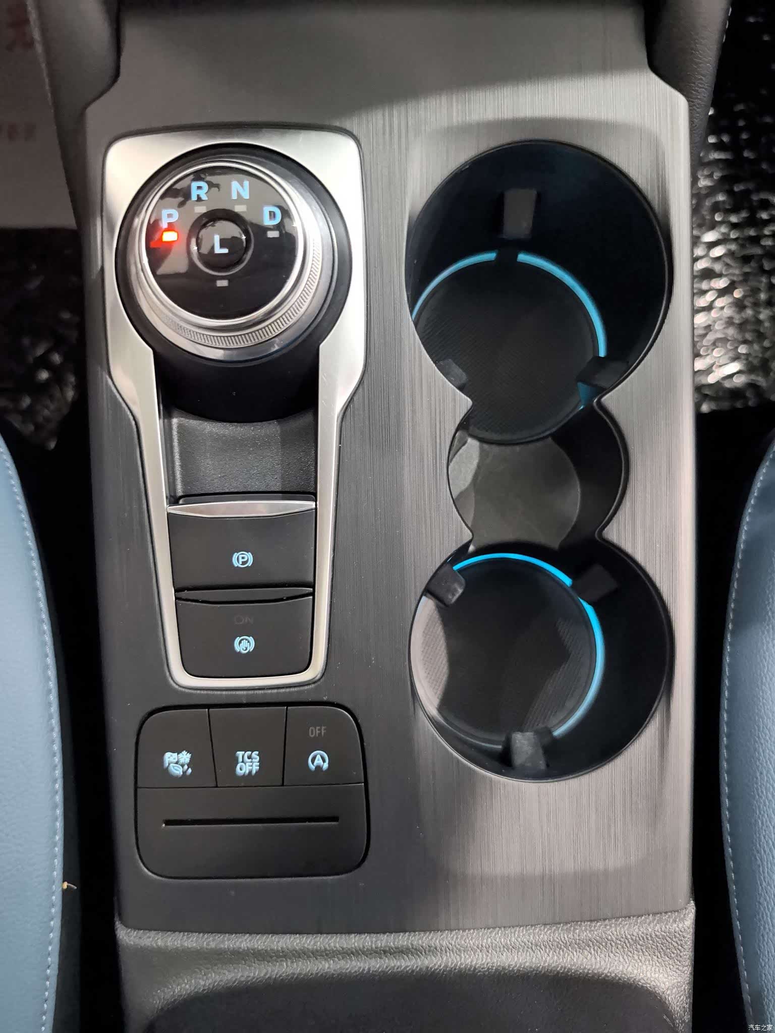Ford Focus, 2021 10