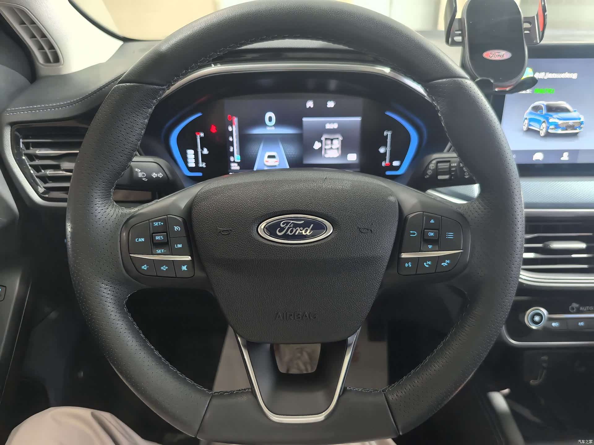 Ford Focus, 2021 11