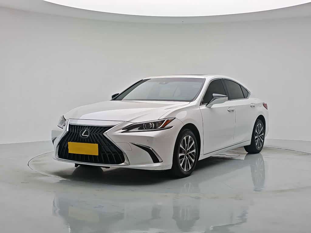 Lexus ES 2022 200