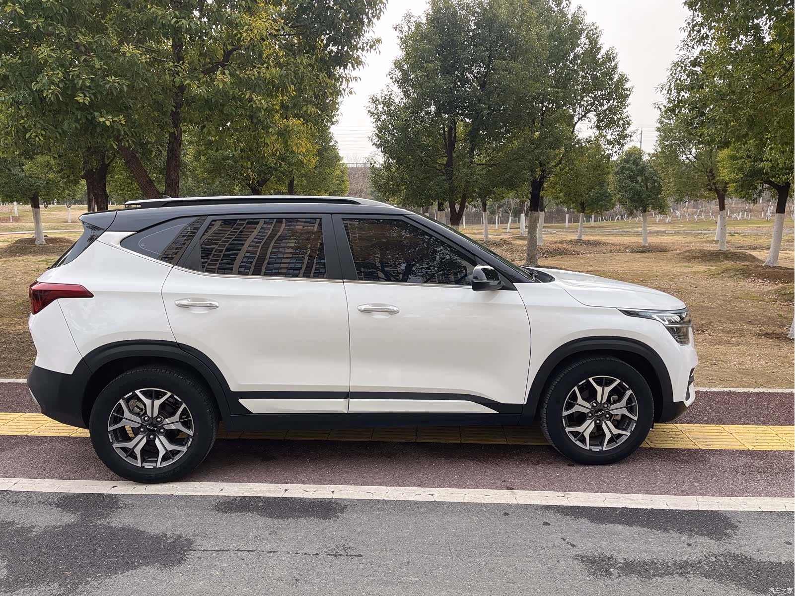 Kia KX3, 2022 8