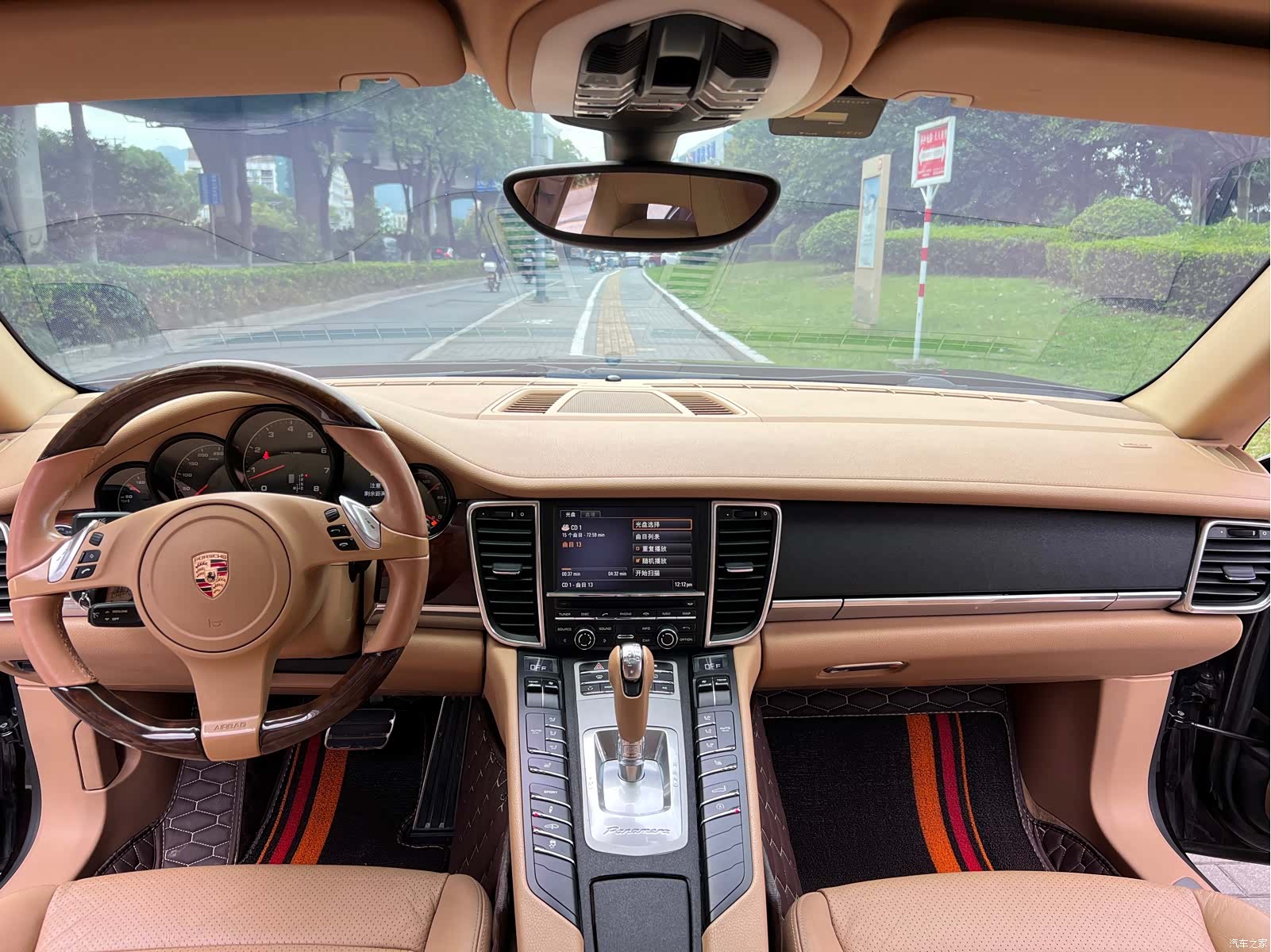 Porsche Panamera, 2011 все фото