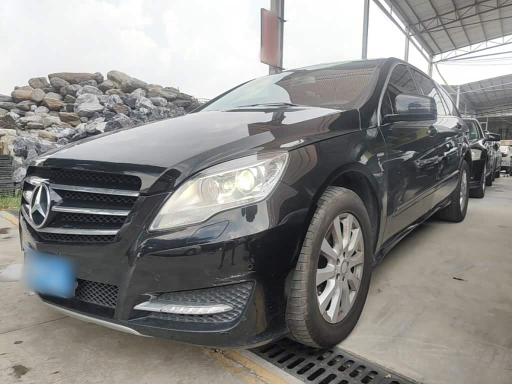 Mercedes-Benz R 2017 R 320 4MATIC