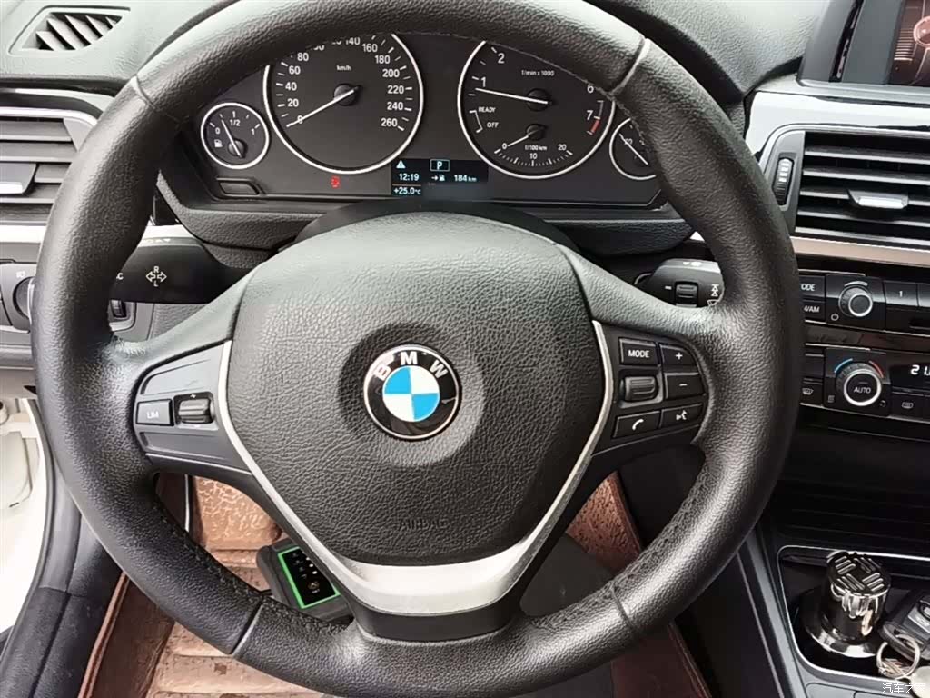 BMW 3 Series, 2016 11